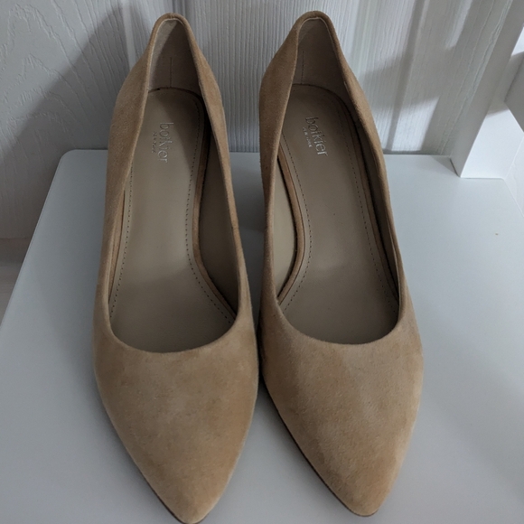 Botkier Stella Suede Pumps in Sand - Block Heel Pointed Toe Nude Heels - Picture 5 of 12